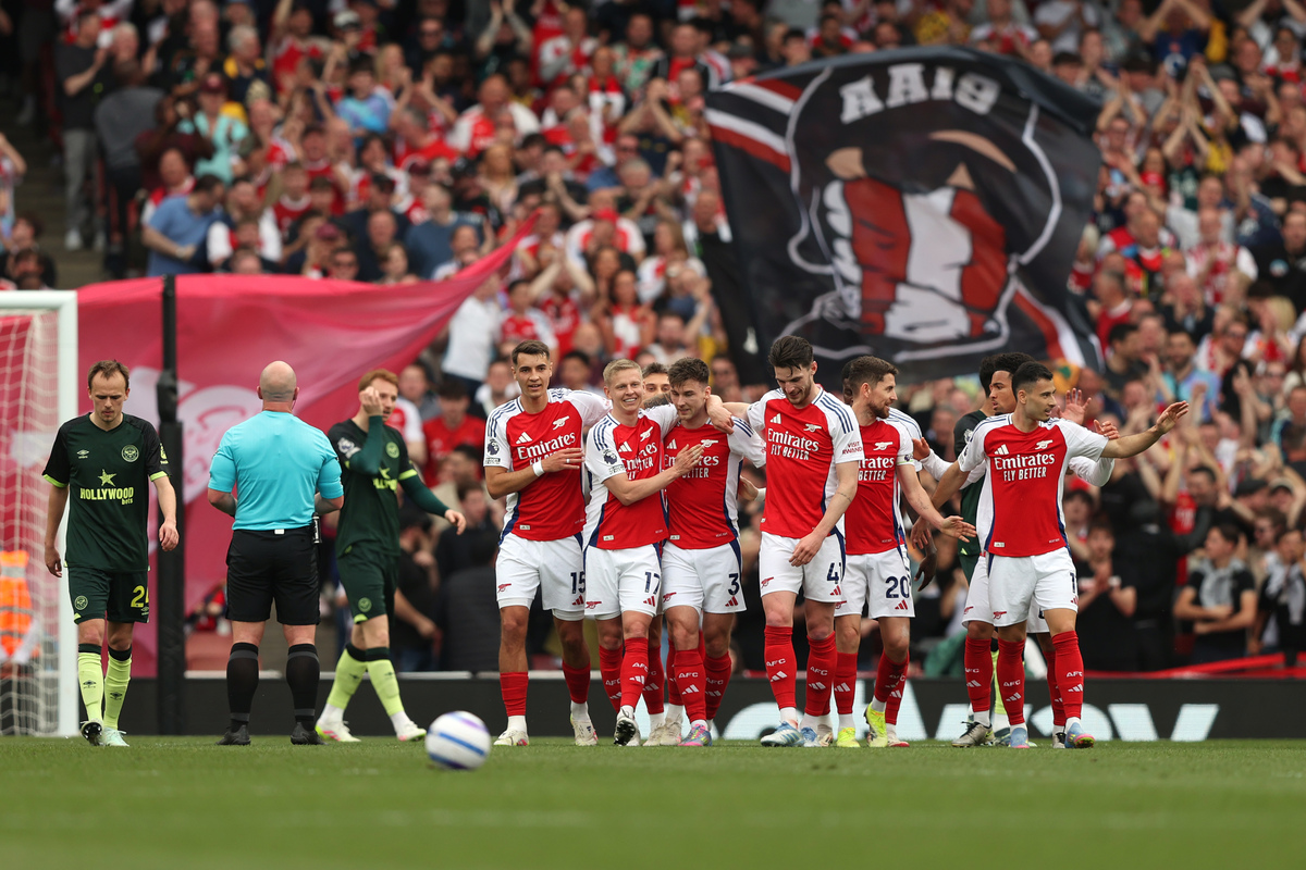 5场9球，姆巴佩创造个人欧冠单赛季进球数纪录（姆巴佩5战斩9球，刷新个人欧冠单季进球纪录）