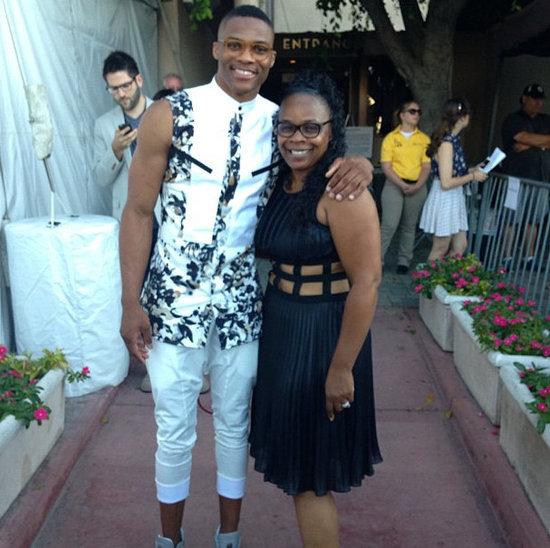 炸裂！三杀卫冕冠军！NBA西部最大黑马诞生（震撼！三度击败卫冕冠军，NBA西部最强黑马横空出世）