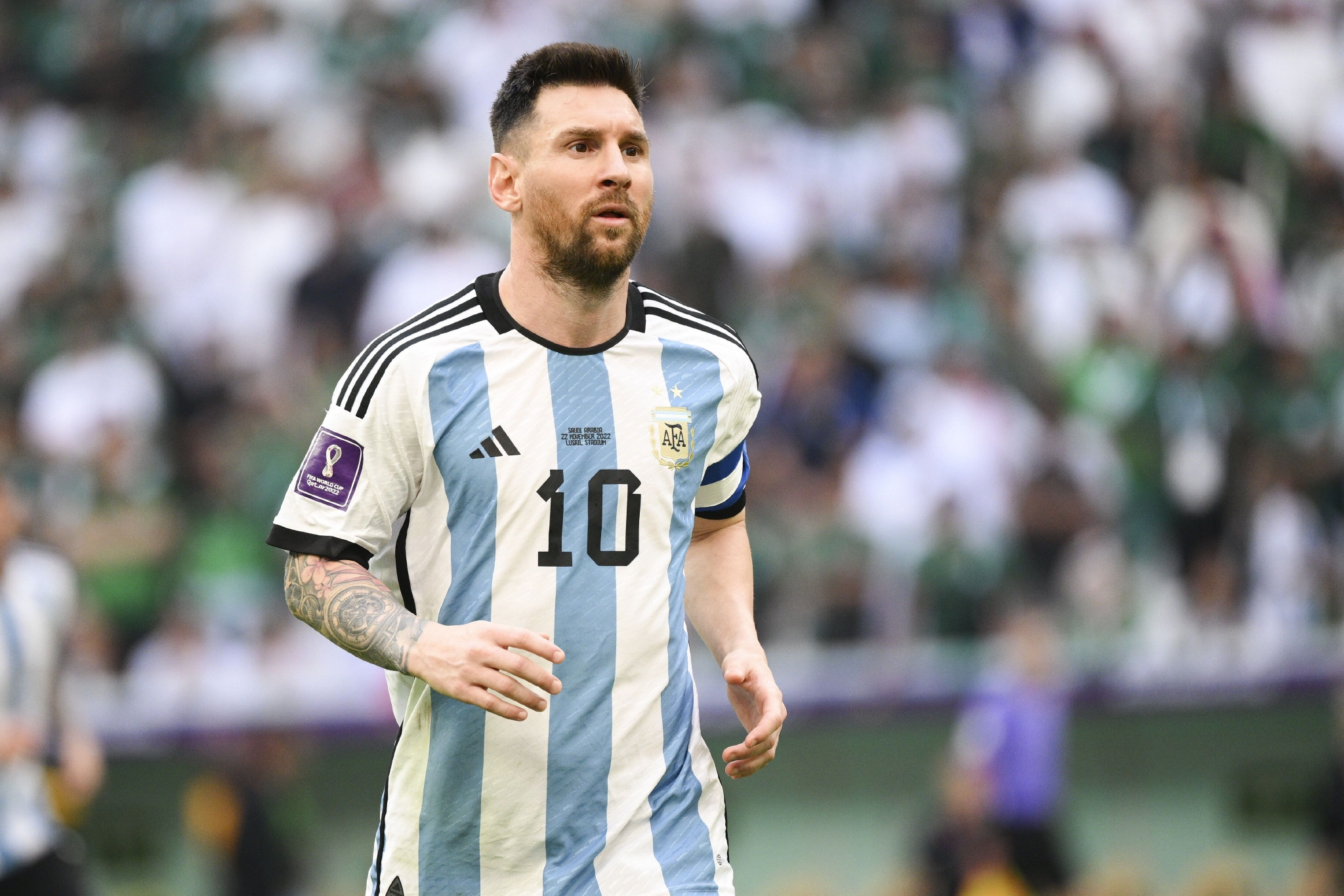 世体：安东尼脚踝伤势有所缓解，应该可以顺利出战巴萨（世体：安东尼脚踝伤势好转，预计可顺利出战巴萨）