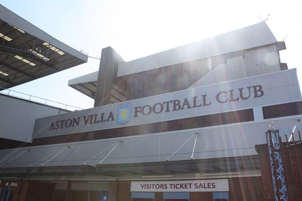 世俱杯金靴赔率：姆巴佩1赔5.5居首 哈兰德紧追（世俱杯金靴赔率出炉：姆巴佩以1赔5.5领跑，哈兰德紧随其后）