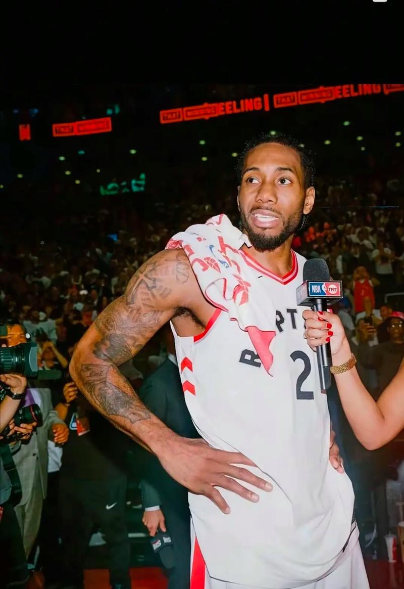 四川三分20投1中，首发2人得分挂零最终以53-84惨负同曦（三分20投仅中1、两首发得分挂零，四川53-84不敌同曦）