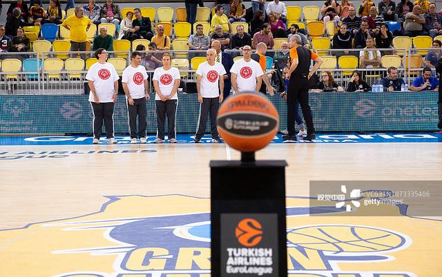 这配合比游戏里还流畅（这波默契，丝滑程度超越游戏）