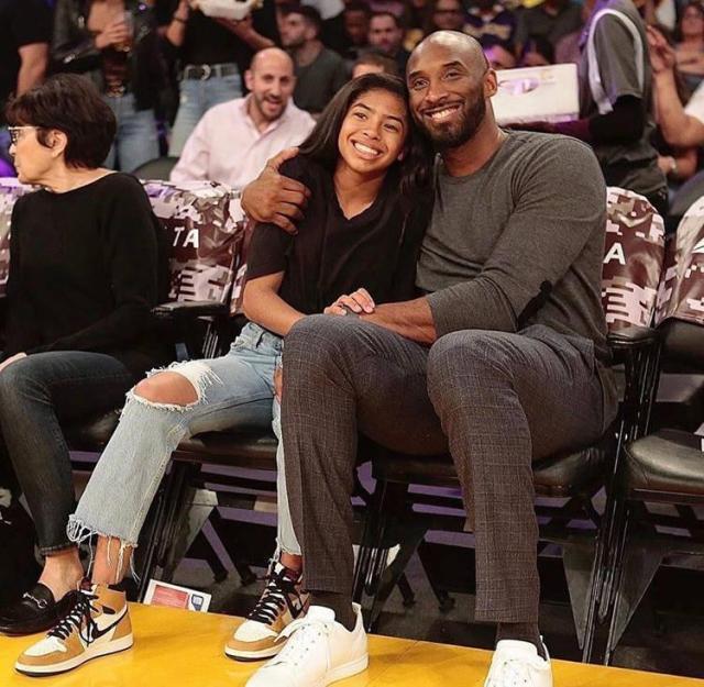 足球世界杯新增三座临时球场，应对球迷增长（为应对球迷激增，足球世界杯将增设三座临时球场）