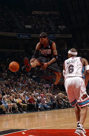 图片报：拜仁明夏若签施洛特贝克，5年总费用比续约于帕还高（图片报：拜仁若明夏签下施洛特贝克，五年总成本将高于续约于帕）