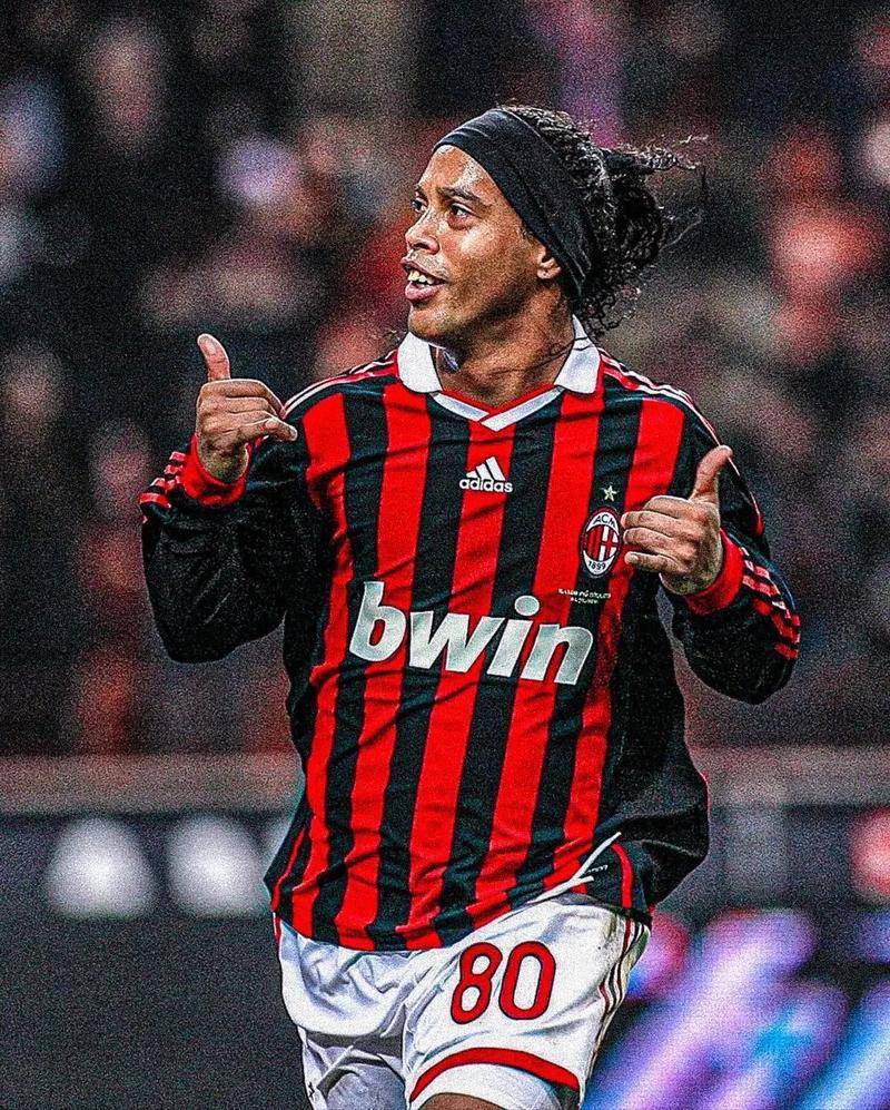 皇马三大致命伤曝光！姆巴佩依赖症+软肋尽显，伯纳乌王朝现危机（皇马三处致命短板曝光：过度倚重姆巴佩、漏洞尽显，伯纳乌王朝告急）