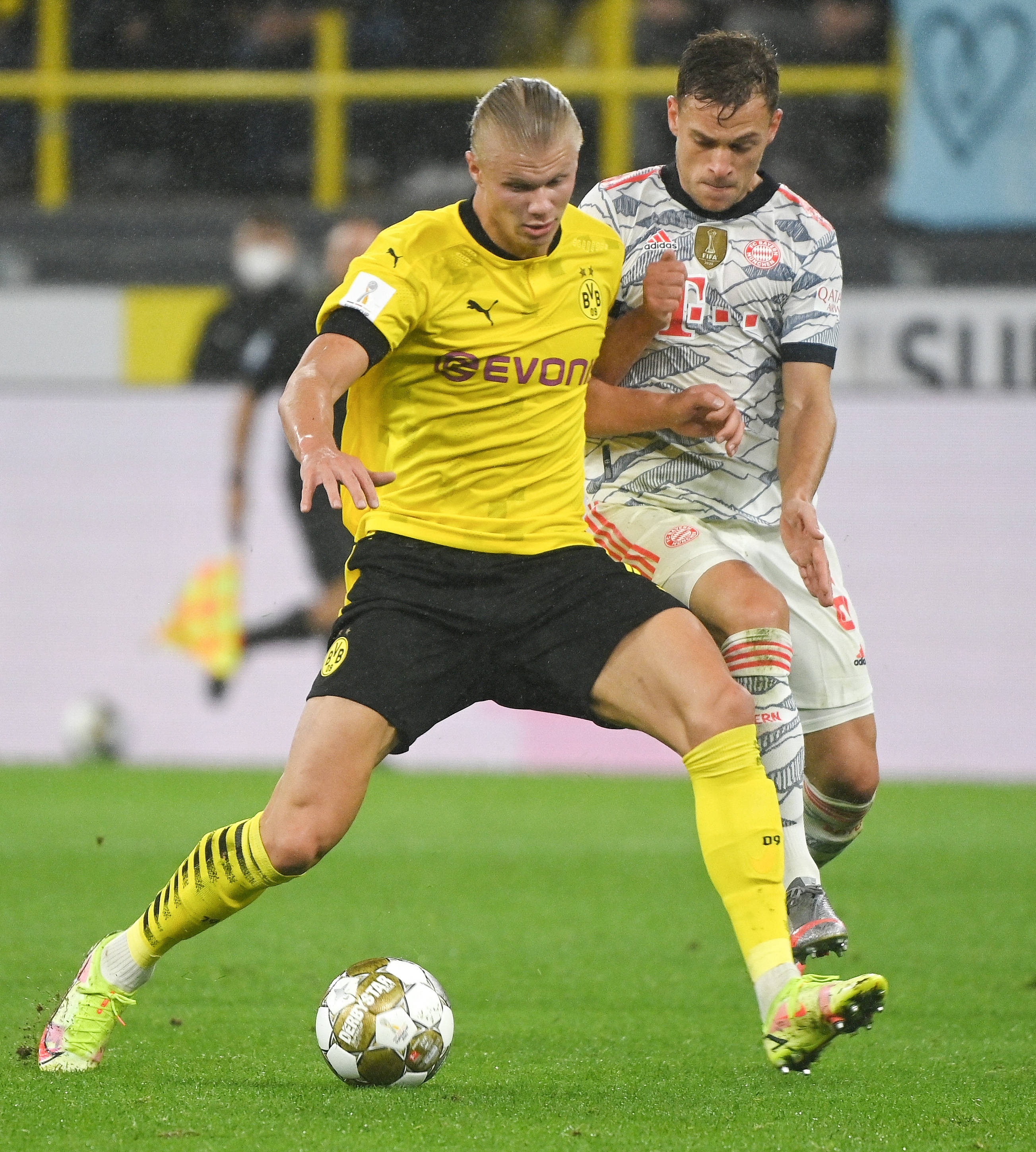 特伦特受伤：皇家马德里的右路危机（特伦特伤停，皇马右路告急）