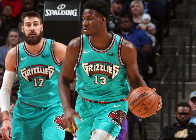 405次！梅西超越普斯卡什，独享足球历史助攻第一人荣誉（405次助攻！梅西超越普斯卡什，独享足坛历史助攻王）