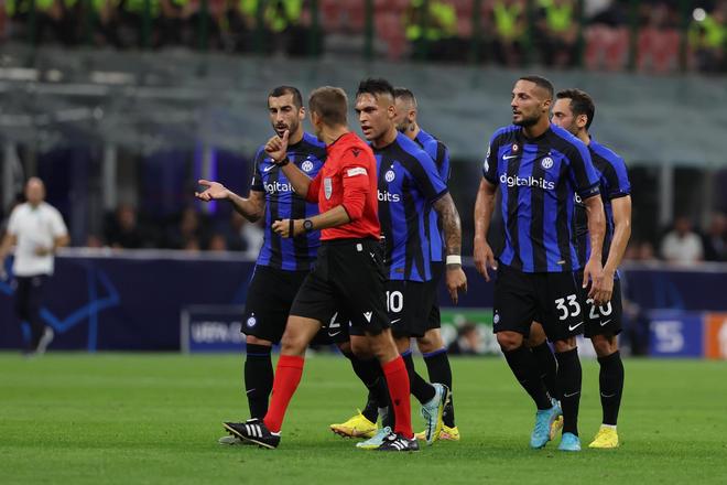 BBC记者：一名29岁的球员在伦敦市中心因涉嫌斗殴被捕（据BBC记者报道，伦敦市中心一名29岁球员因涉嫌斗殴被捕）