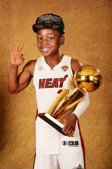 记者：艾纳维和科内排除韧带损伤，力争参加与那不勒斯榜首战（记者：艾纳维、科内确认无韧带伤，力争出战那不勒斯榜首对决）