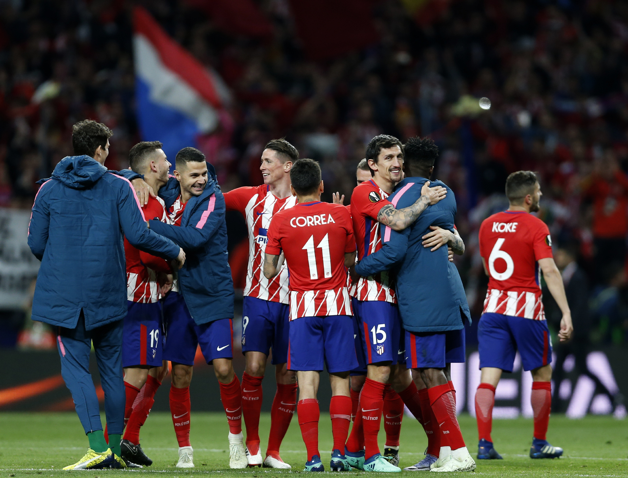 胡荷韬：球队合练才几天，很想拼下来但身体不在最好的状态（胡荷韬：合练仅几天，想拼但身体状态未到最佳）