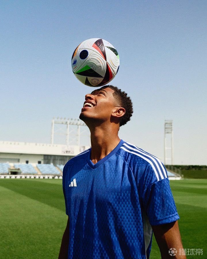 世体：巴萨早已提前通知西足协，亚马尔将在周一接受医疗检查（世体：巴萨已先行通知西足协，亚马尔将于周一接受医疗检查）