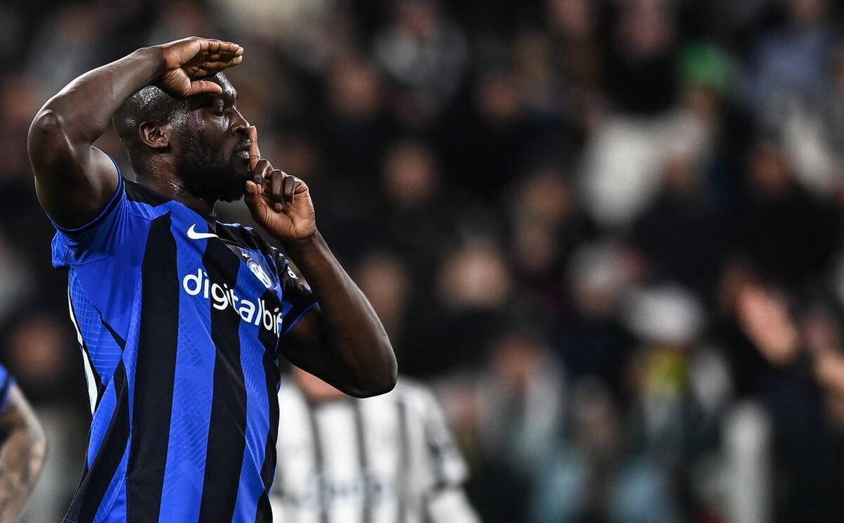 长春亚泰老将谭龙休赛期加练：国旗下的奔跑，坚持生长的模样（长春亚泰老将谭龙休赛期苦练：国旗下的奔跑，保持成长姿态）